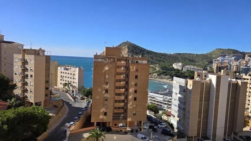 2 bedroom Flat for sale in Benidorm with pool garage - € 269,000 (Ref: 9695323)