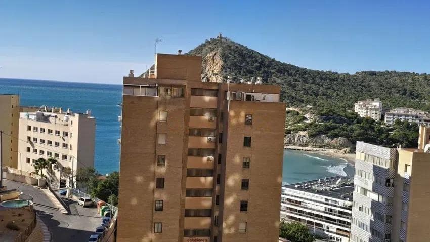 2 bedroom Flat for sale in Benidorm with pool garage - € 269,000 (Ref: 9695323)