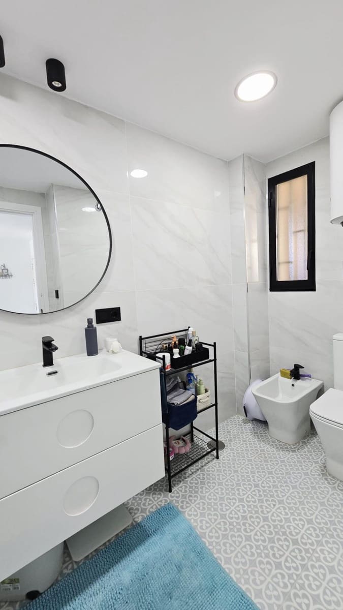 1 makuuhuone Huoneisto myytävänä paikassa Cala de Finestrat mukana uima-altaan - 215 000 € (Ref: 9695326)