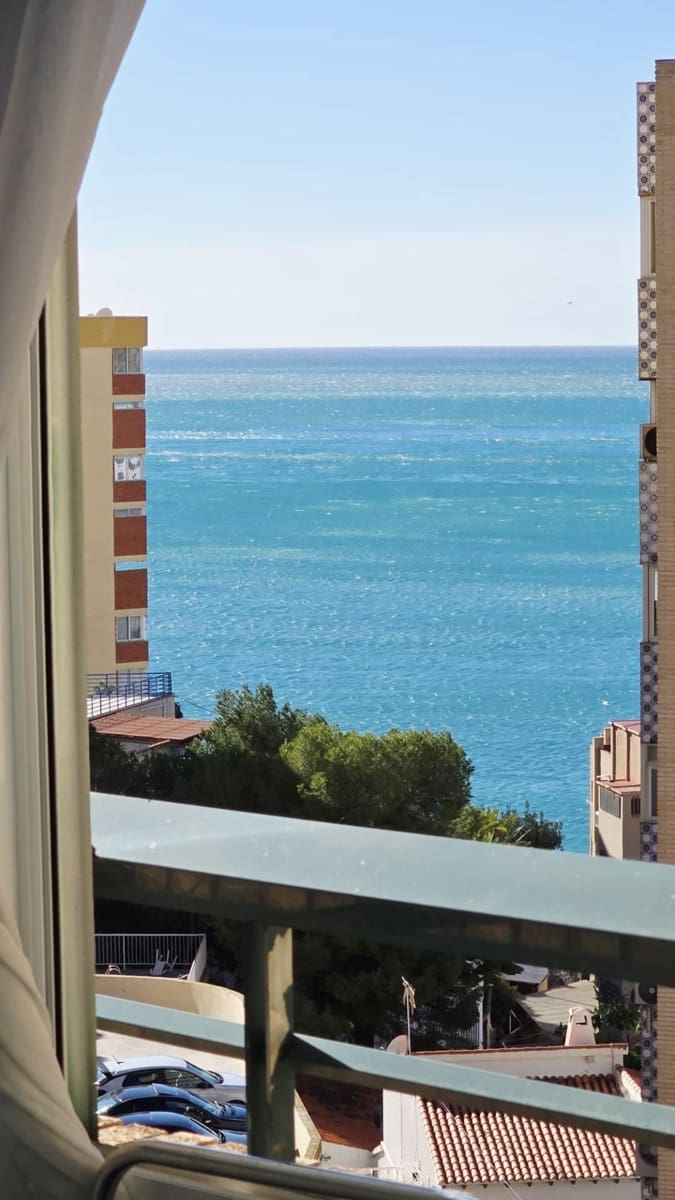 1 makuuhuone Huoneisto myytävänä paikassa Cala de Finestrat mukana uima-altaan - 215 000 € (Ref: 9695326)