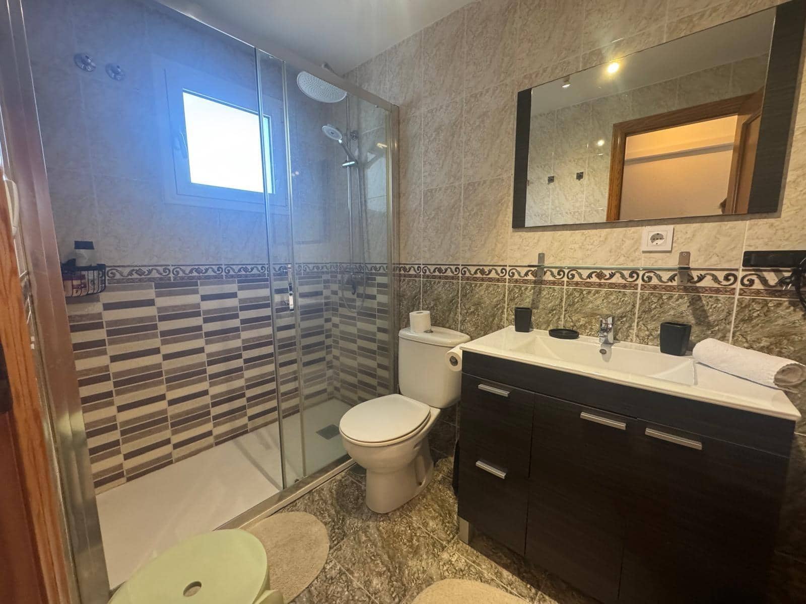 2 bedroom Flat for sale in Benidorm with pool garage - € 239,000 (Ref: 9719910)