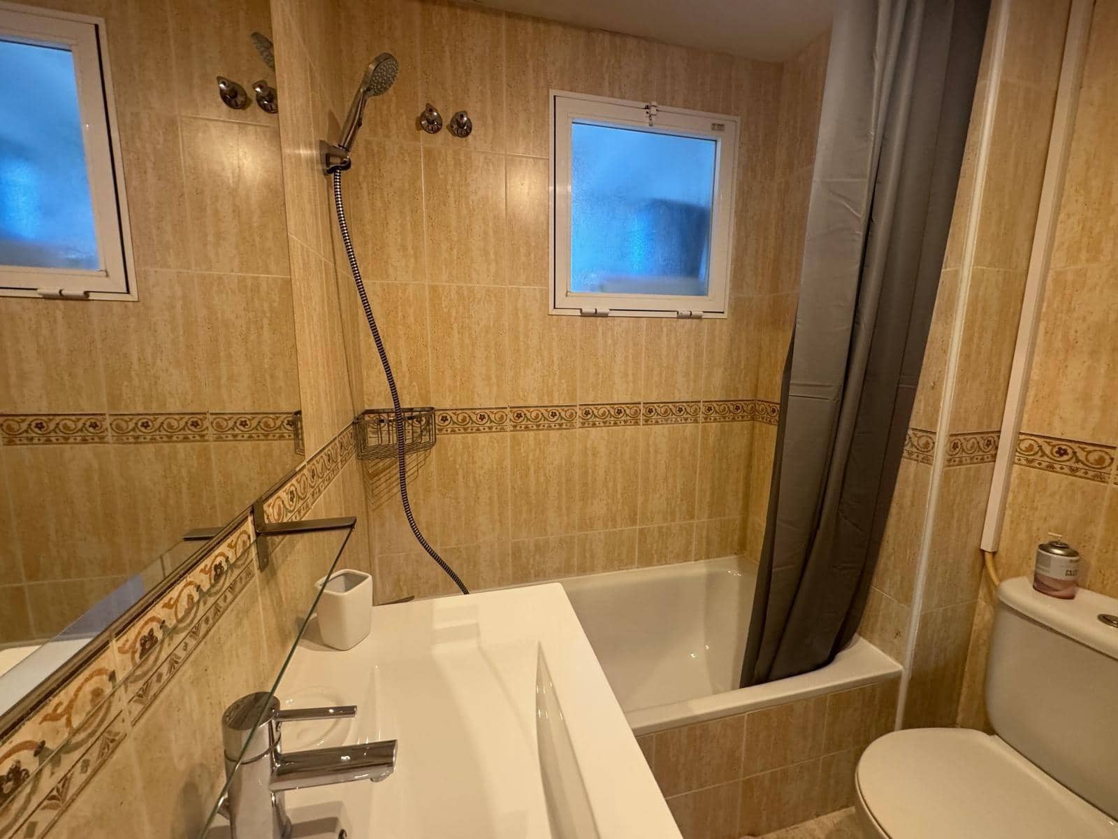 2 bedroom Flat for sale in Benidorm with pool garage - € 239,000 (Ref: 9719910)