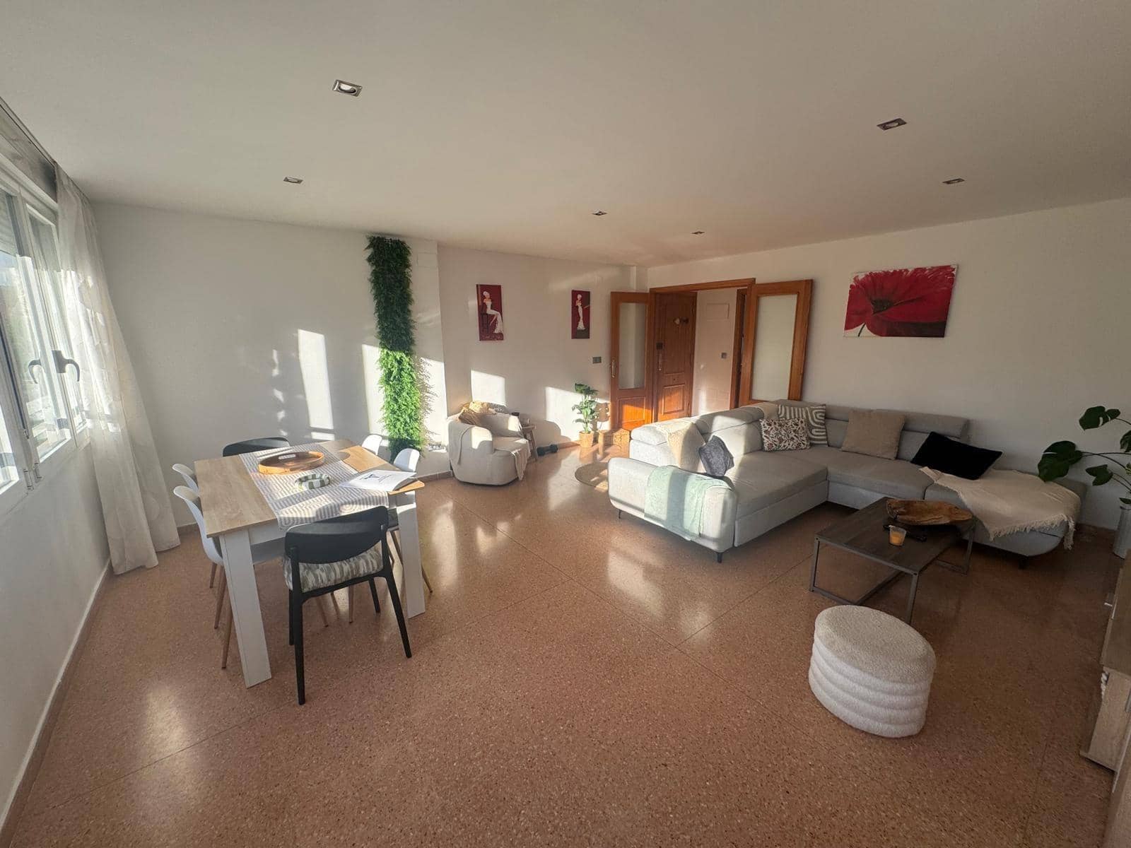 2 bedroom Flat for sale in Benidorm with pool garage - € 239,000 (Ref: 9719910)