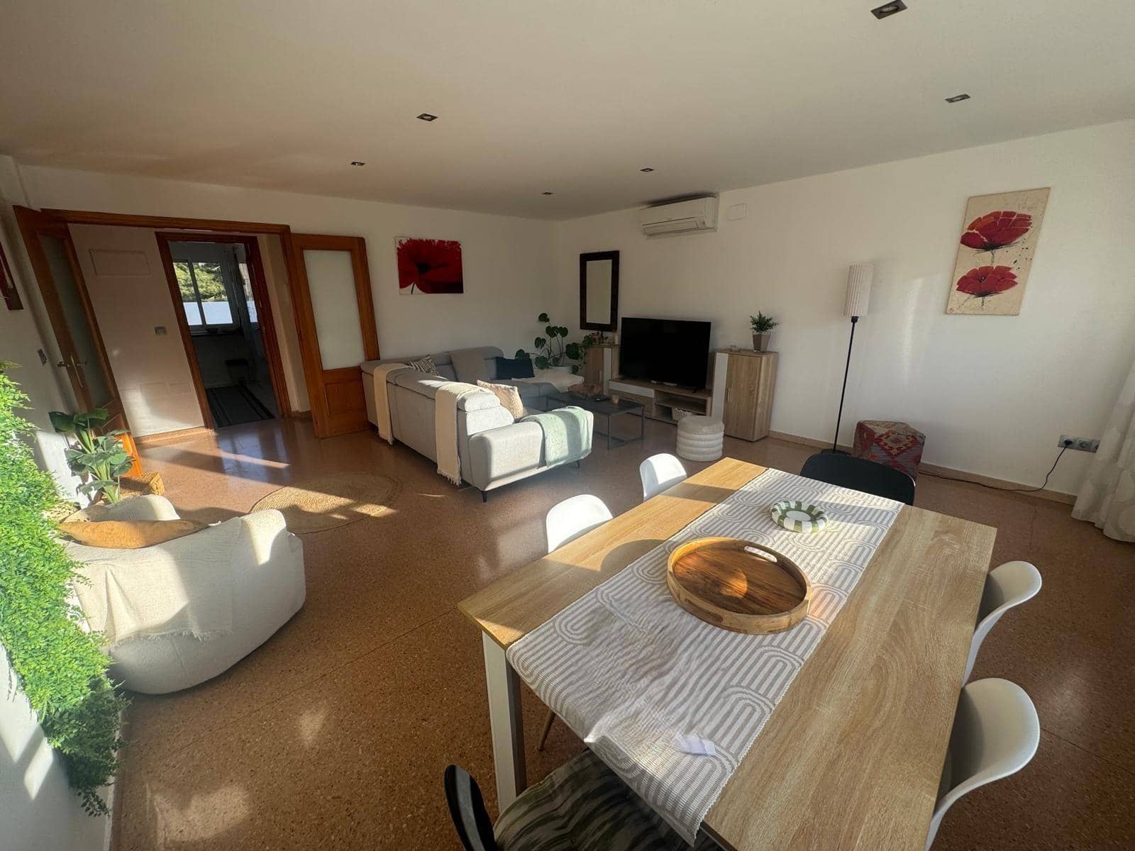 2 bedroom Flat for sale in Benidorm with pool garage - € 239,000 (Ref: 9719910)