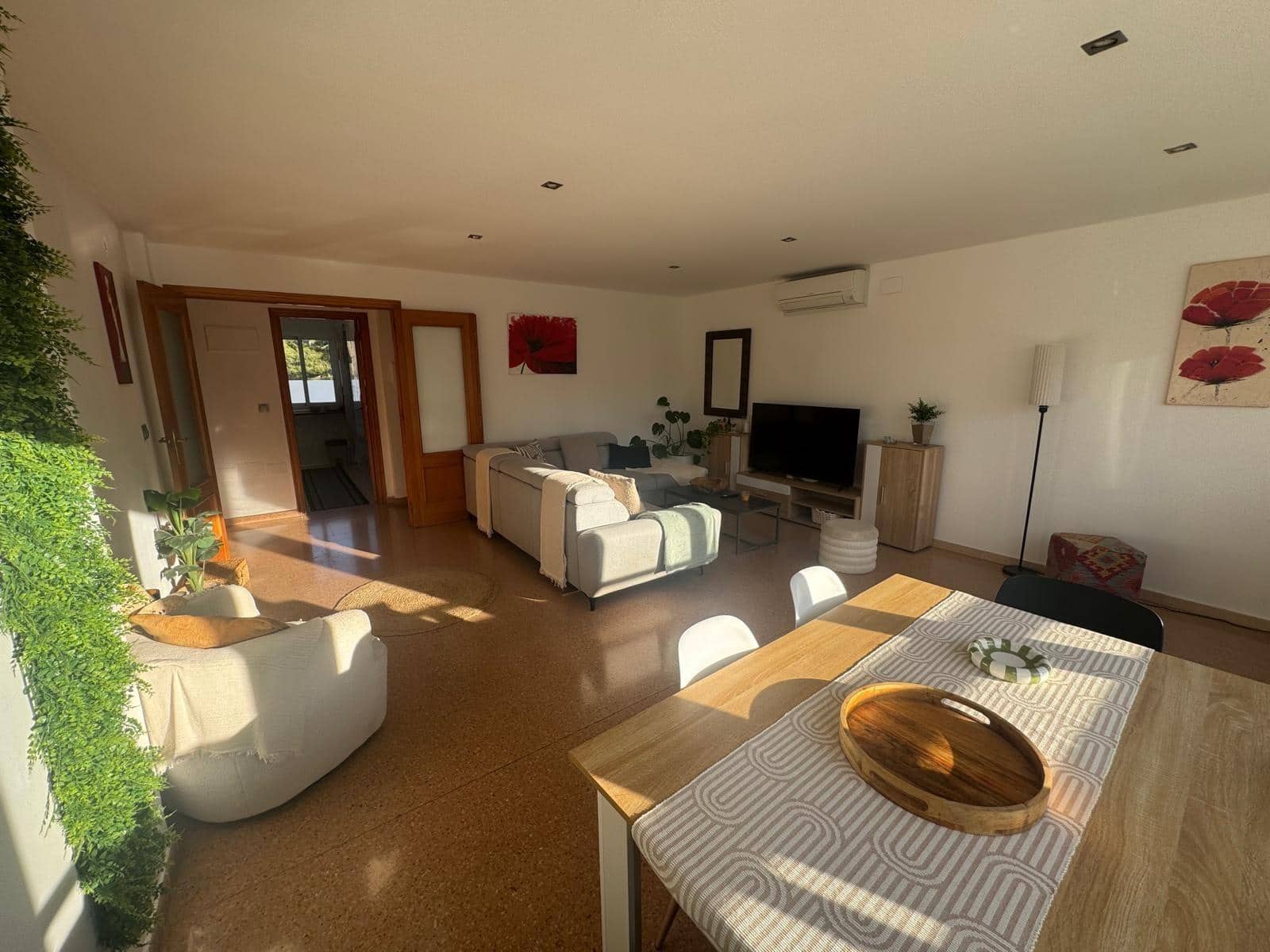 2 bedroom Flat for sale in Benidorm with pool garage - € 239,000 (Ref: 9719910)