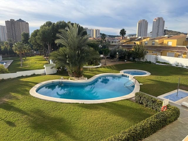 2 sovrum Lägenhet till salu i Benidorm med pool garage - 239 000 € (Ref: 9719910)