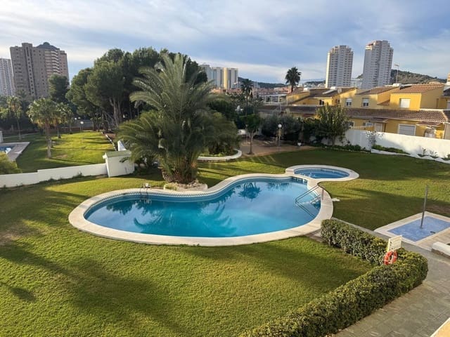 2 sovrum Lägenhet till salu i Benidorm med pool garage - 239 000 € (Ref: 9719910)