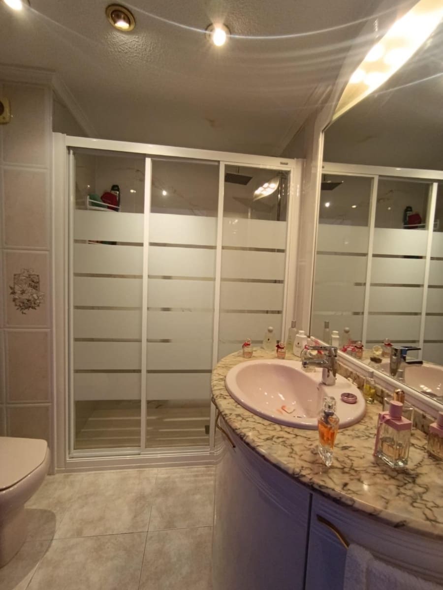 4 Zimmer Wohnung zu verkaufen in La Villajoyosa / Vila Joiosa mit Garage - 259.000 € (Ref: 9721684)