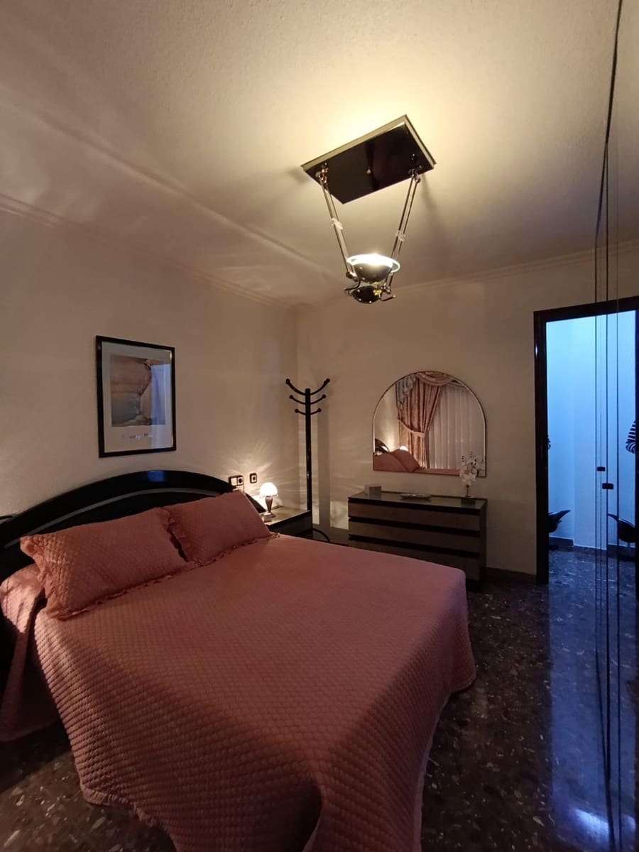 4 Zimmer Wohnung zu verkaufen in La Villajoyosa / Vila Joiosa mit Garage - 259.000 € (Ref: 9721684)