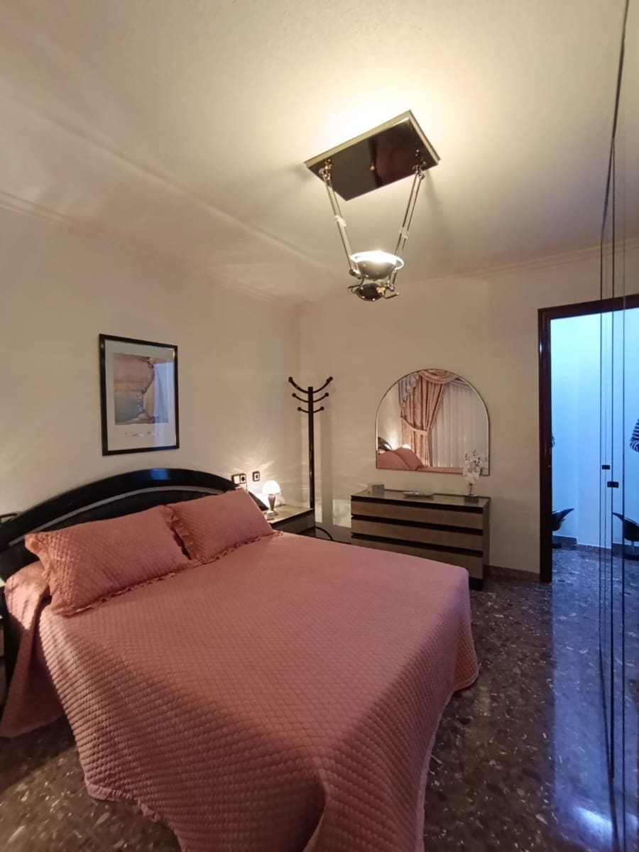 4 Zimmer Wohnung zu verkaufen in La Villajoyosa / Vila Joiosa mit Garage - 259.000 € (Ref: 9721684)