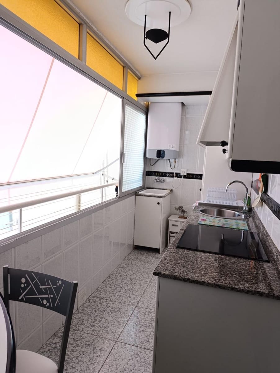 4 Zimmer Wohnung zu verkaufen in La Villajoyosa / Vila Joiosa mit Garage - 259.000 € (Ref: 9721684)