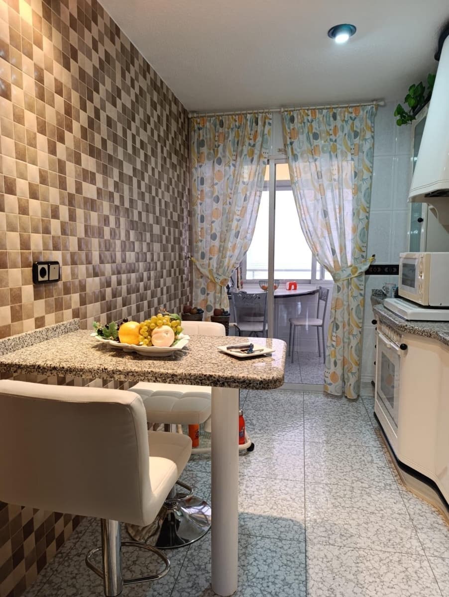 4 Zimmer Wohnung zu verkaufen in La Villajoyosa / Vila Joiosa mit Garage - 259.000 € (Ref: 9721684)