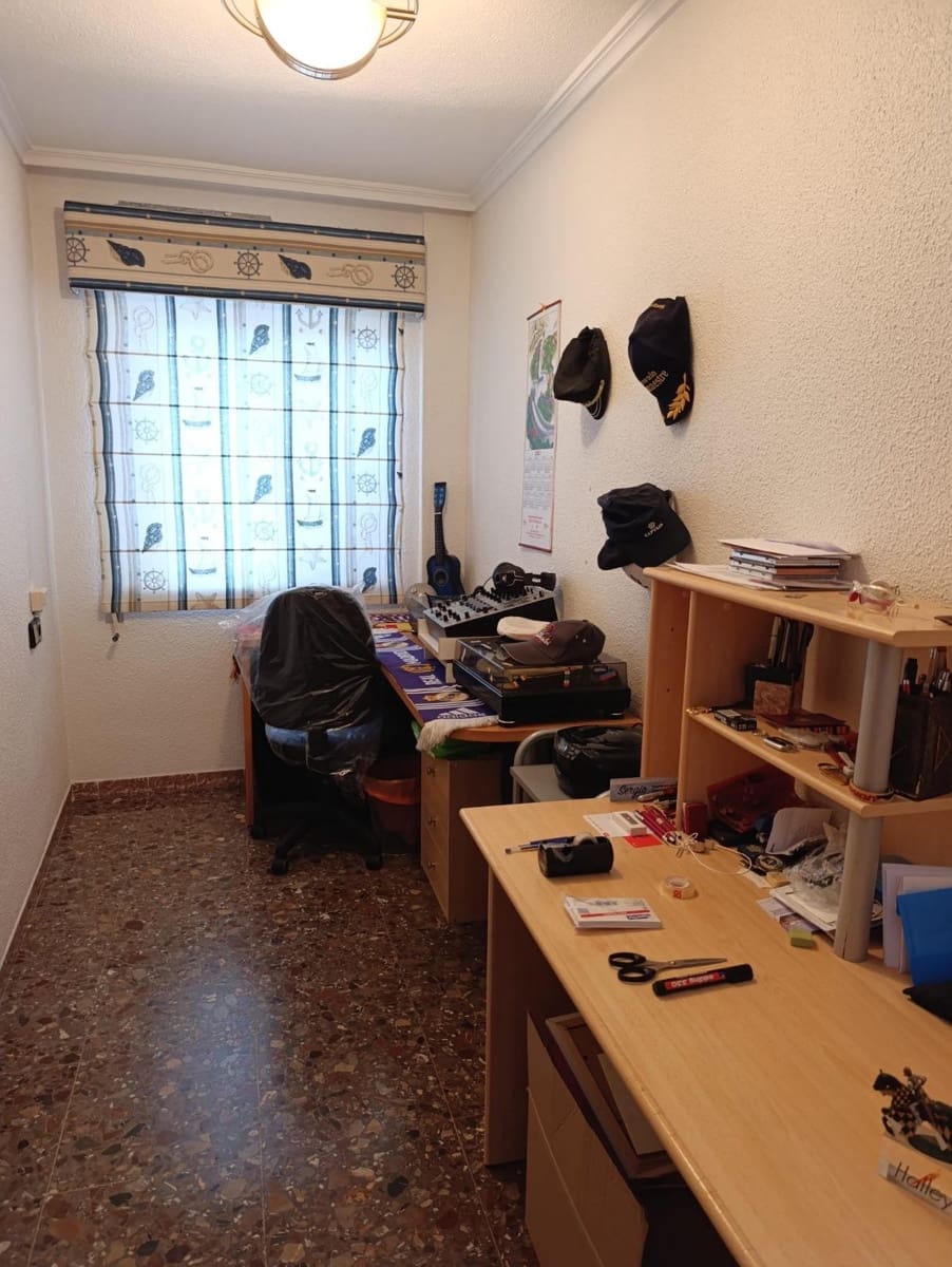 4 Zimmer Wohnung zu verkaufen in La Villajoyosa / Vila Joiosa mit Garage - 259.000 € (Ref: 9721684)