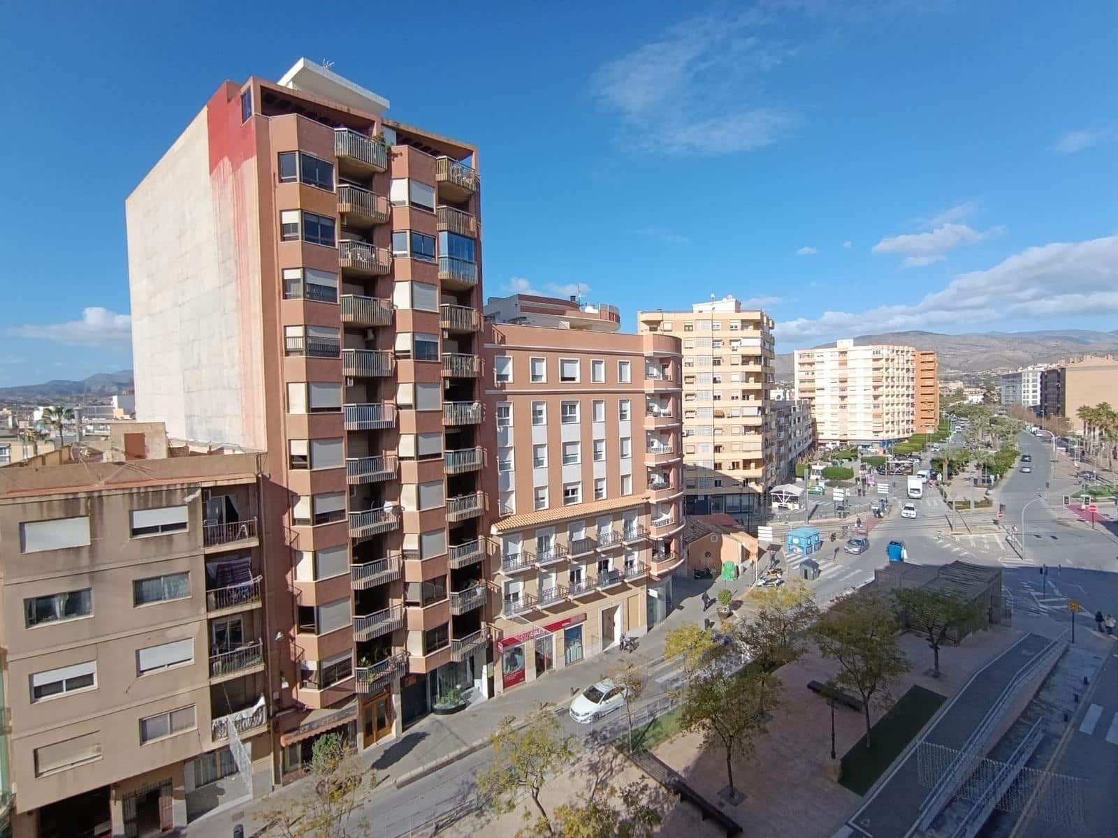 4 Zimmer Wohnung zu verkaufen in La Villajoyosa / Vila Joiosa mit Garage - 259.000 € (Ref: 9721684)