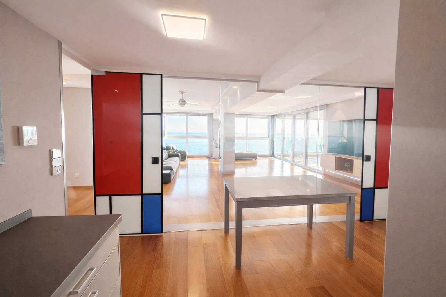 4 bedroom Flat for sale in Benidorm with pool - € 2,500,000 (Ref: 9721685)