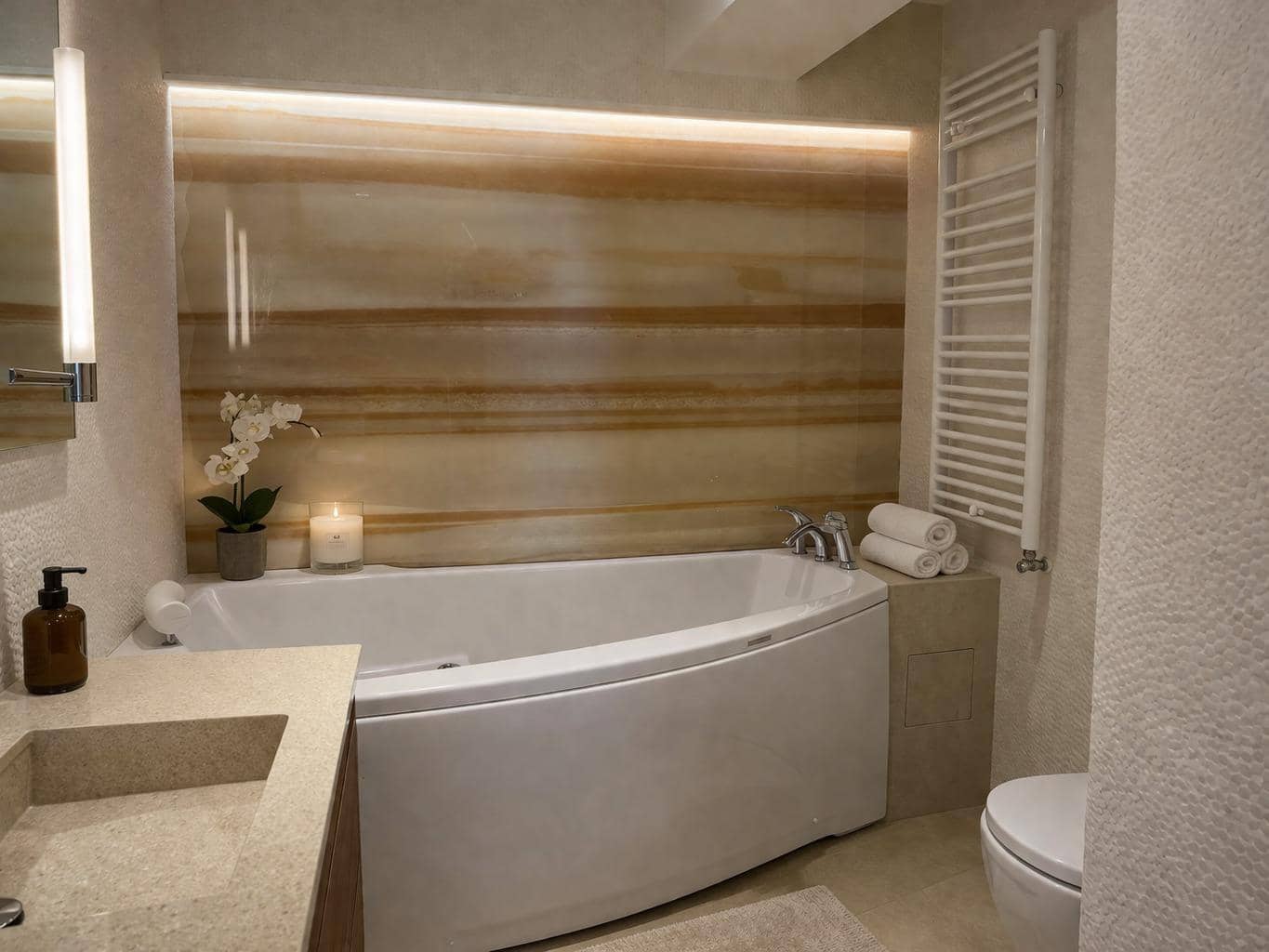 4 bedroom Flat for sale in Benidorm with pool - € 2,500,000 (Ref: 9721685)