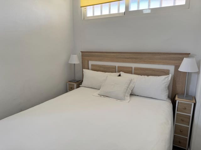 1 sovrum Lägenhet till salu i Rincón de Loix, Benidorm med pool - 217 000 € (Ref: 9770641)