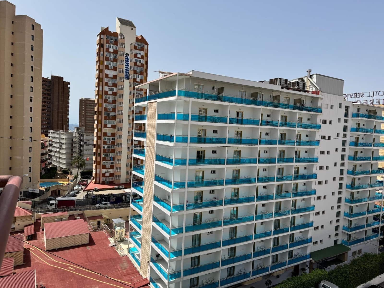 1 bedroom Flat for sale in Benidorm with pool - € 217,000 (Ref: 9770641)