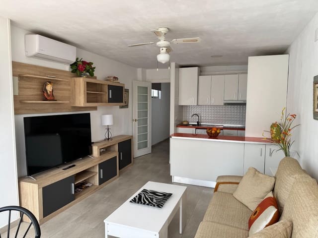 Piso de 1 habitación en Rincón de Loix, Benidorm en venta con piscina - 217.000 € (Ref: 9770642)