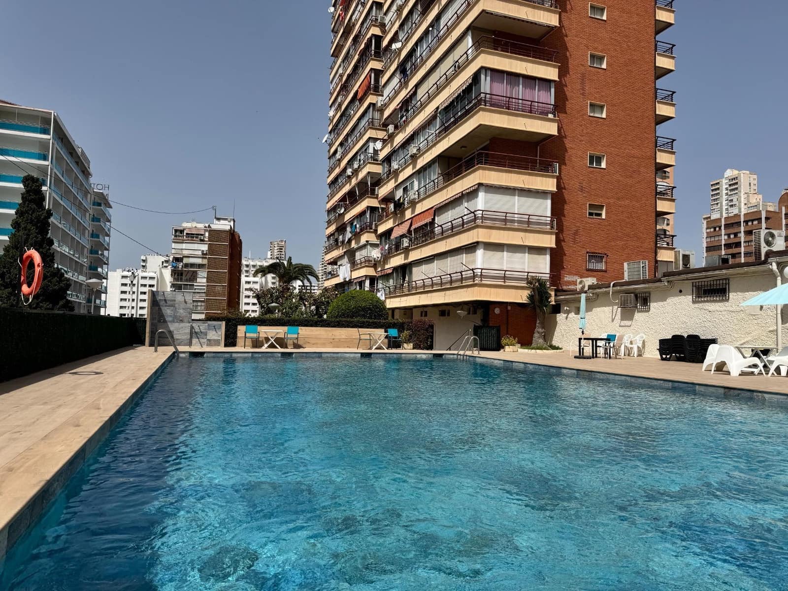 1 bedroom Flat for sale in Benidorm with pool - € 217,000 (Ref: 9770642)