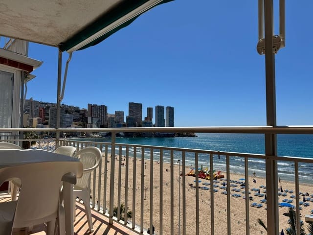3 makuuhuone Asunto myytävänä paikassa Benidorm - 480 000 € (Ref: 9773054)