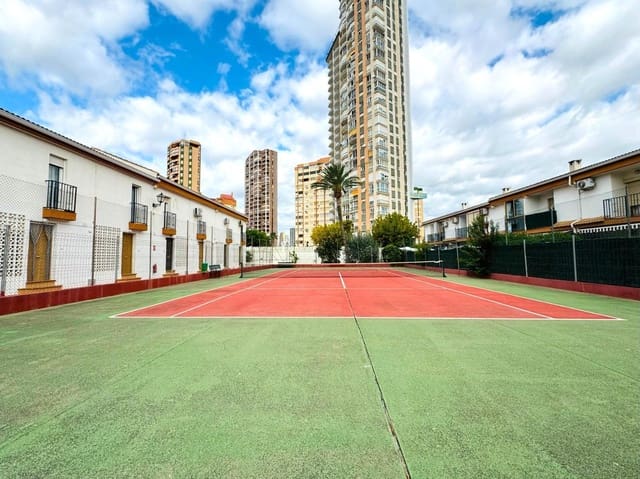 2 sovrum Bungalow till salu i Rincón de Loix, Benidorm med pool - 259 000 € (Ref: 9778107)