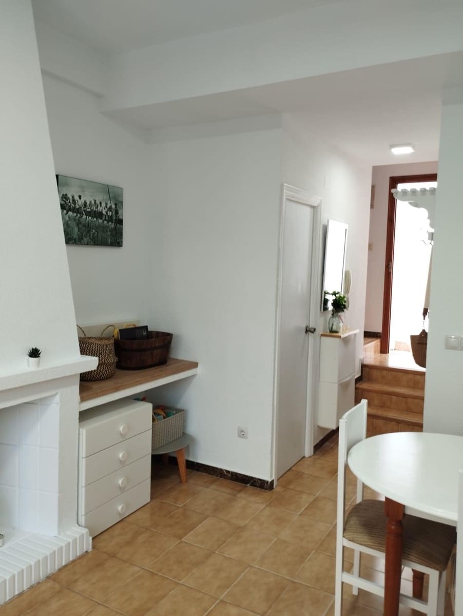 2 sovrum Bungalow till salu i Benidorm med pool - 259 000 € (Ref: 9778107)