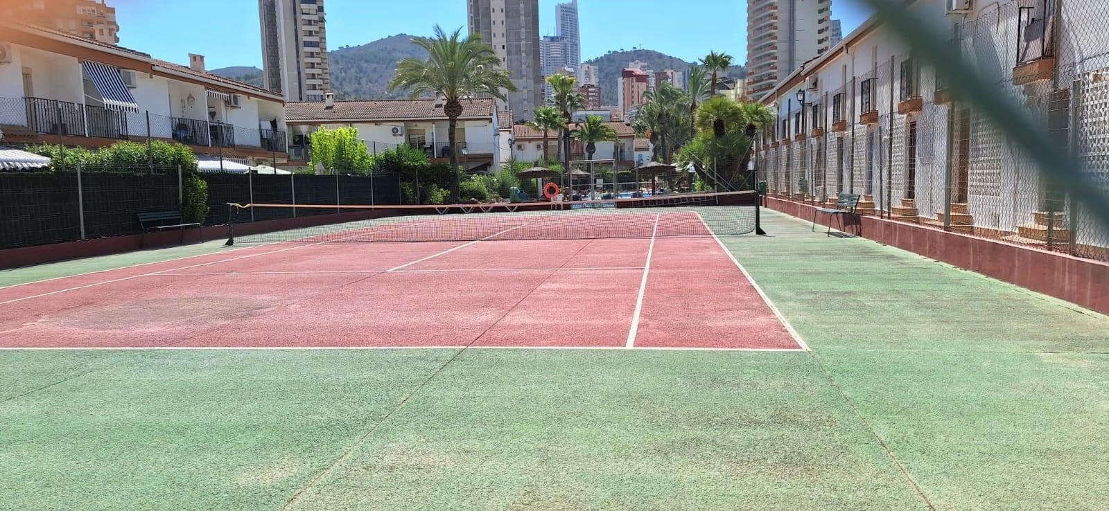 2 sovrum Bungalow till salu i Benidorm med pool - 259 000 € (Ref: 9778107)