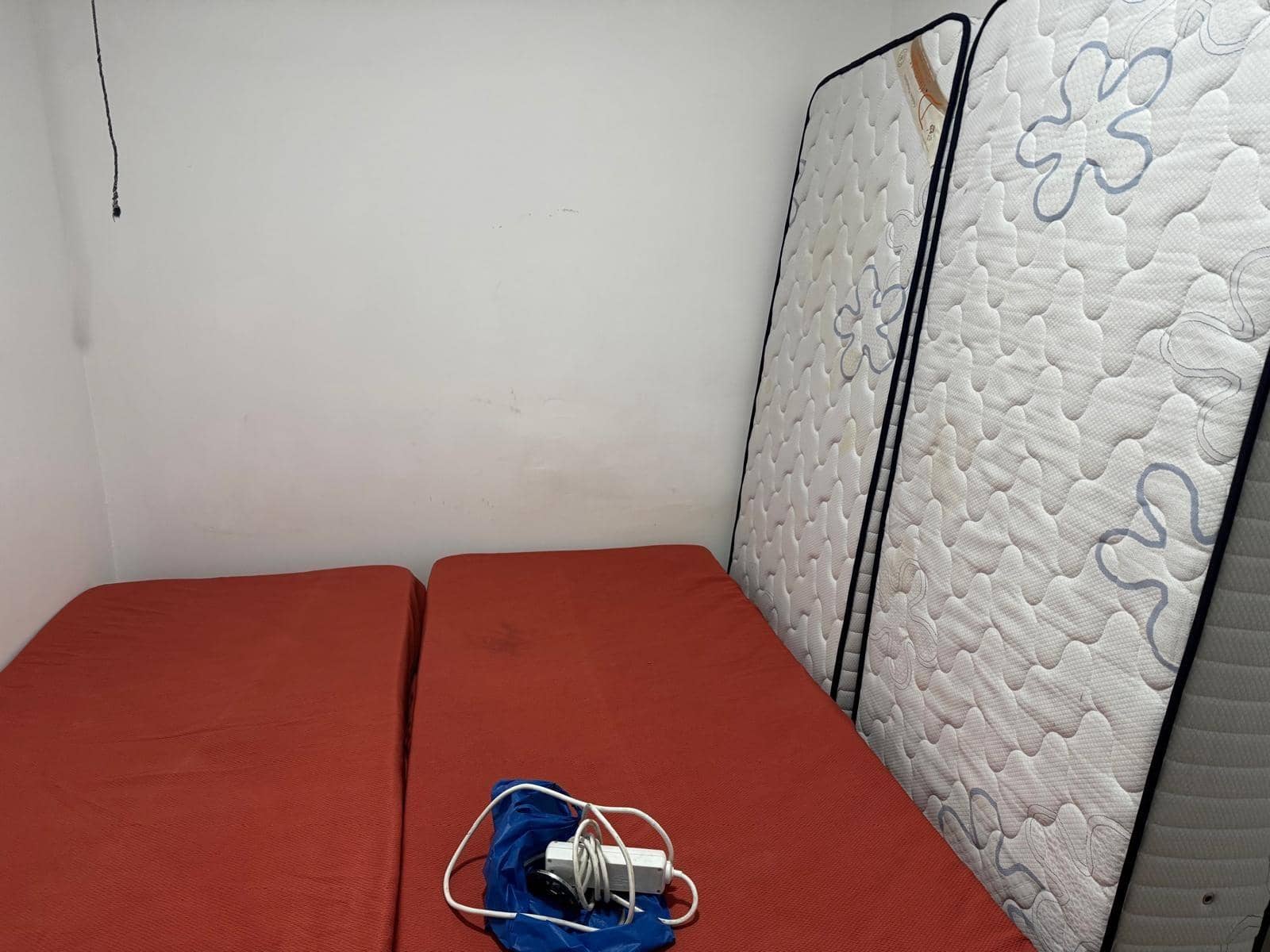 4 sypialnia Mieszkanie na sprzedaż w Benidorm - 240 000 € (Ref: 9783137)