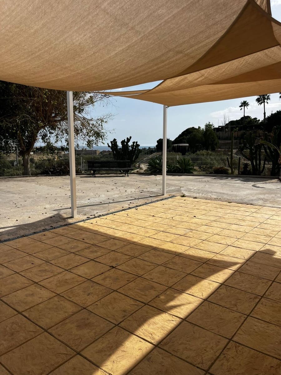 Chalet de 2 habitaciones en La Villajoyosa / Vila Joiosa en alquiler con garaje - 1.100 € (Ref: 9804286)