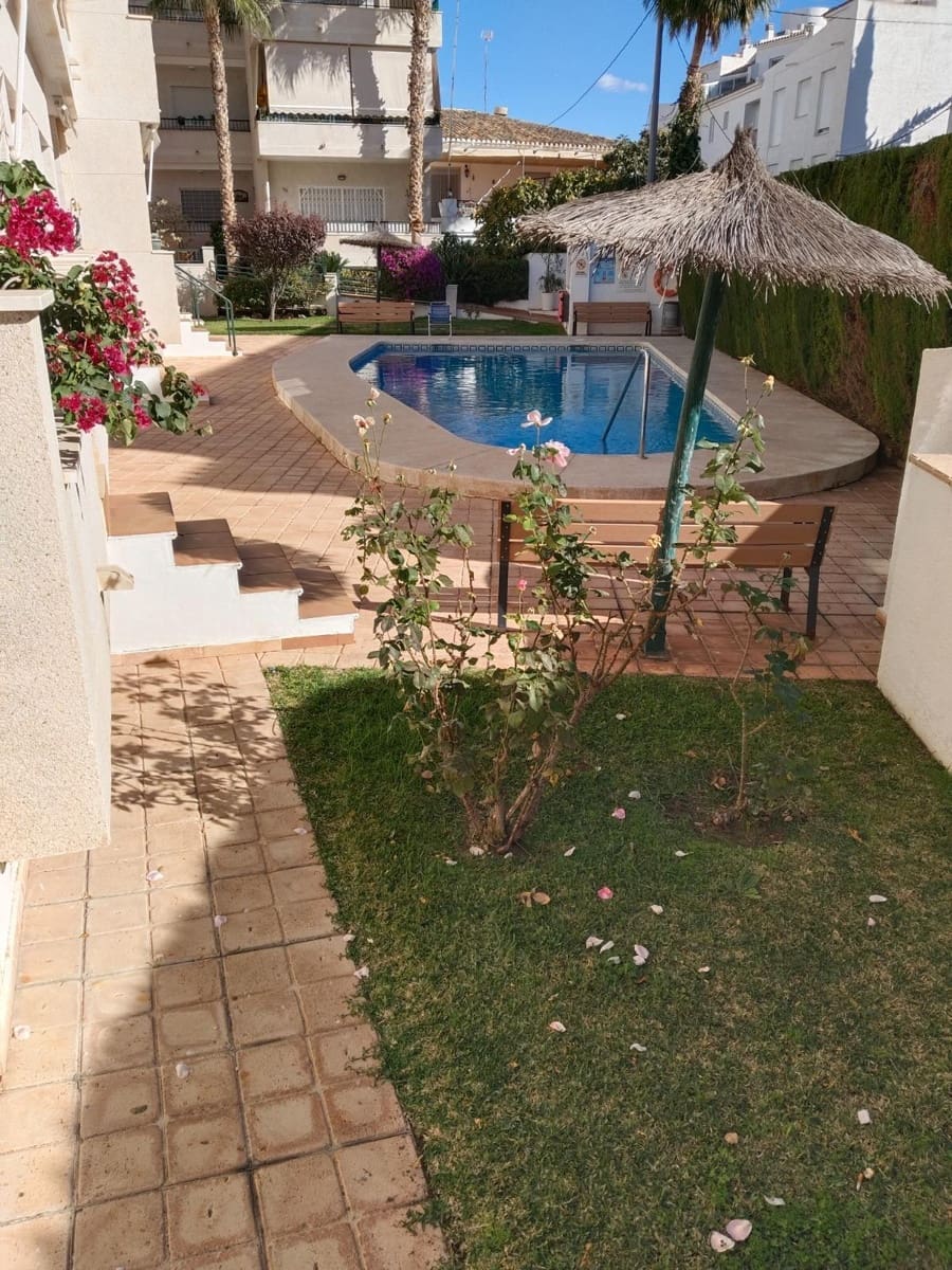 2 bedroom Flat for sale in Altea with pool - € 360,000 (Ref: 9825244)