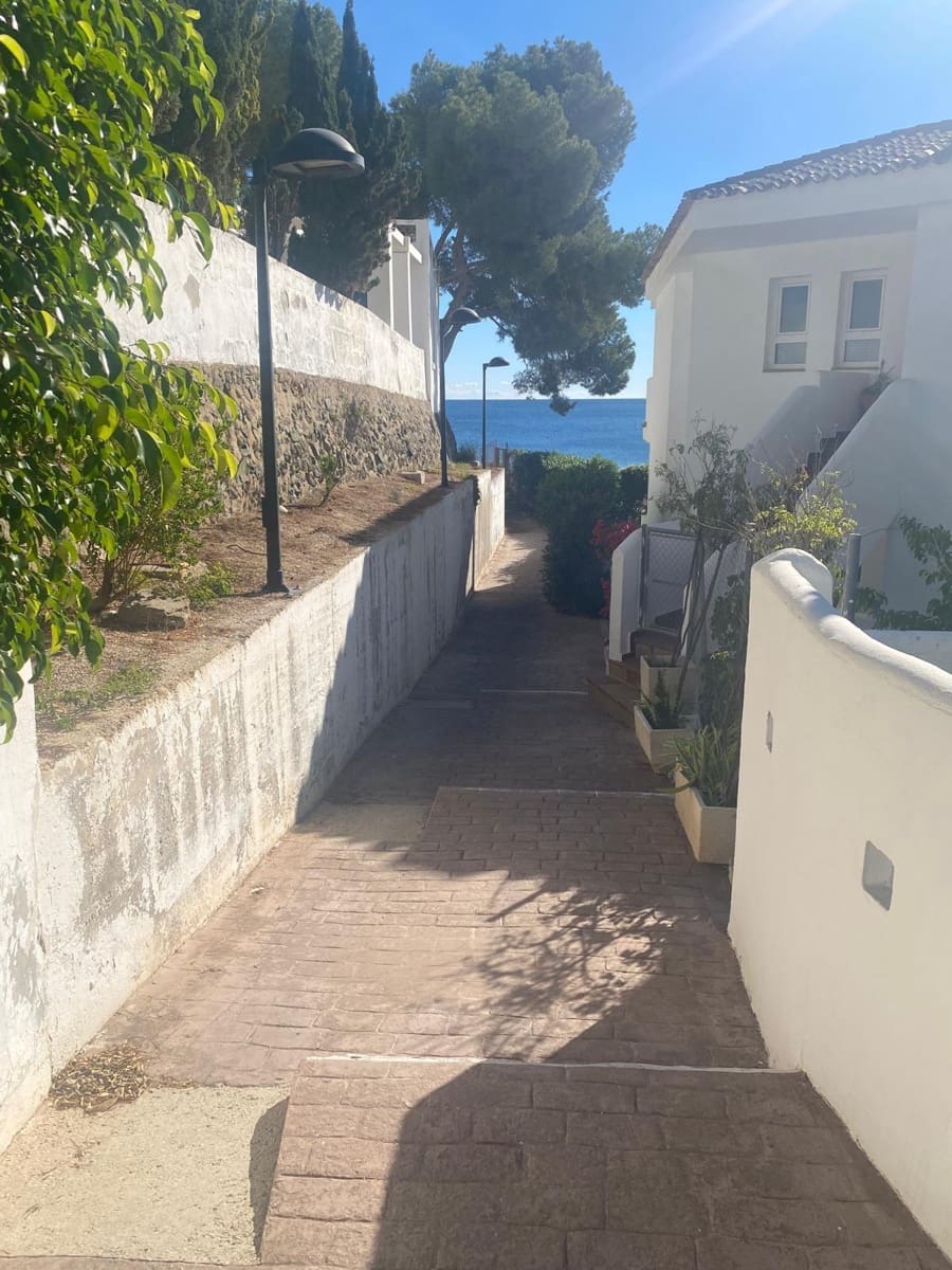 2 bedroom Flat for sale in Altea with pool - € 360,000 (Ref: 9825244)