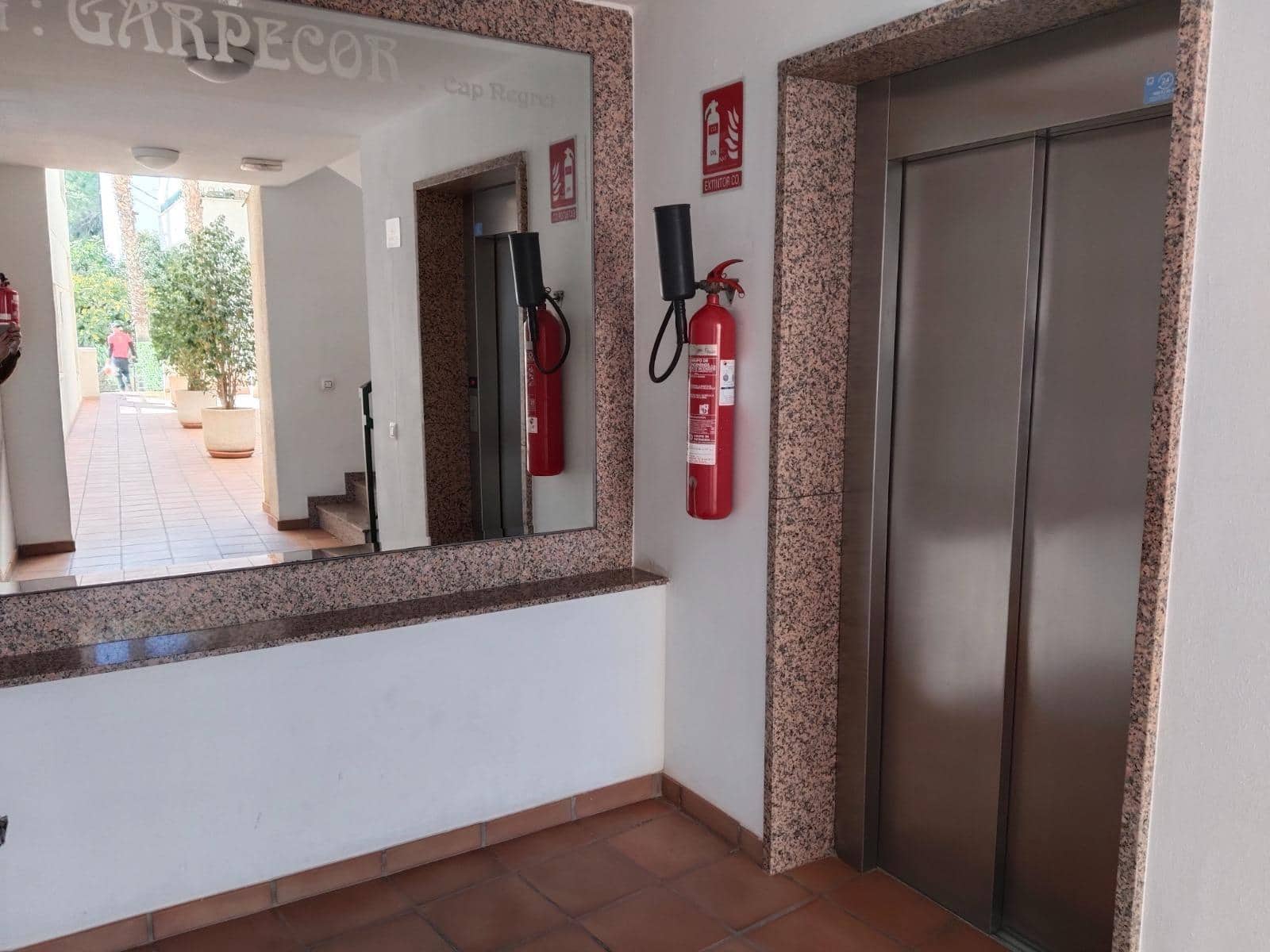 2 bedroom Flat for sale in Altea with pool - € 360,000 (Ref: 9825244)