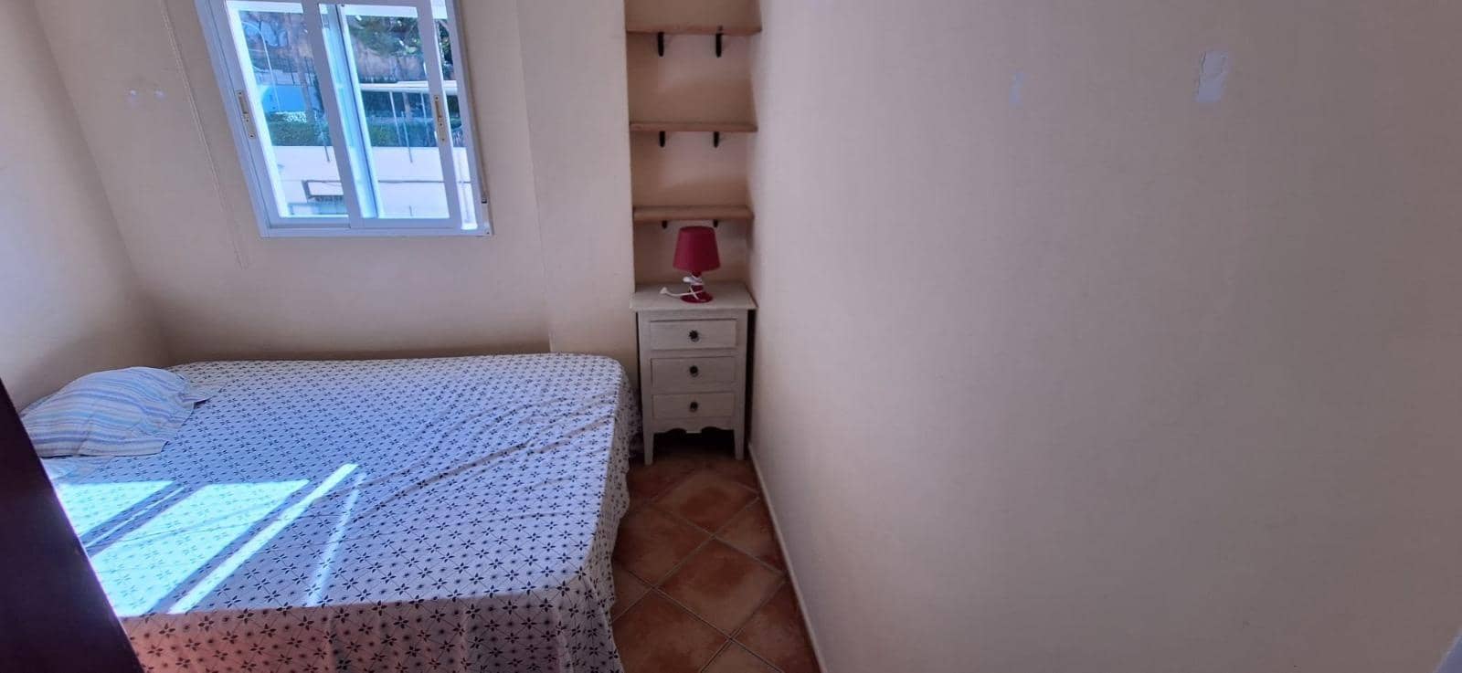 1 soverom Leilighet til salgs i Benidorm med svømmebasseng - € 135 000 (Ref: 9829083)