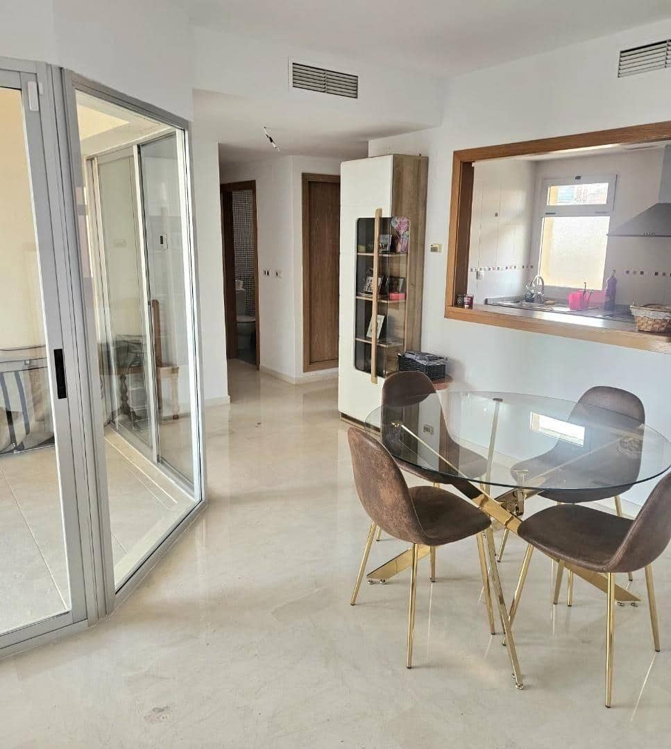 2 bedroom Flat for sale in La Villajoyosa / Vila Joiosa with pool - € 253,000 (Ref: 9839253)