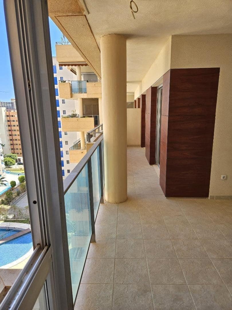 2 bedroom Flat for sale in La Villajoyosa / Vila Joiosa with pool - € 253,000 (Ref: 9839253)