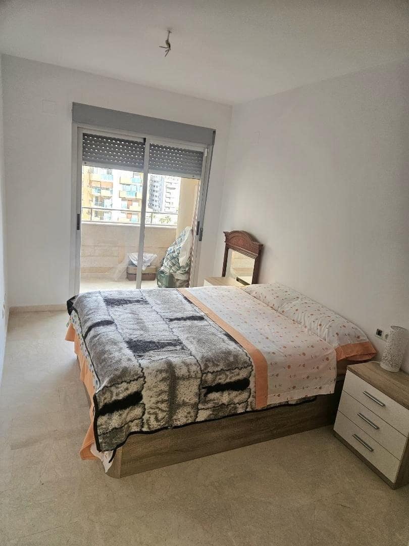2 bedroom Flat for sale in La Villajoyosa / Vila Joiosa with pool - € 253,000 (Ref: 9839253)