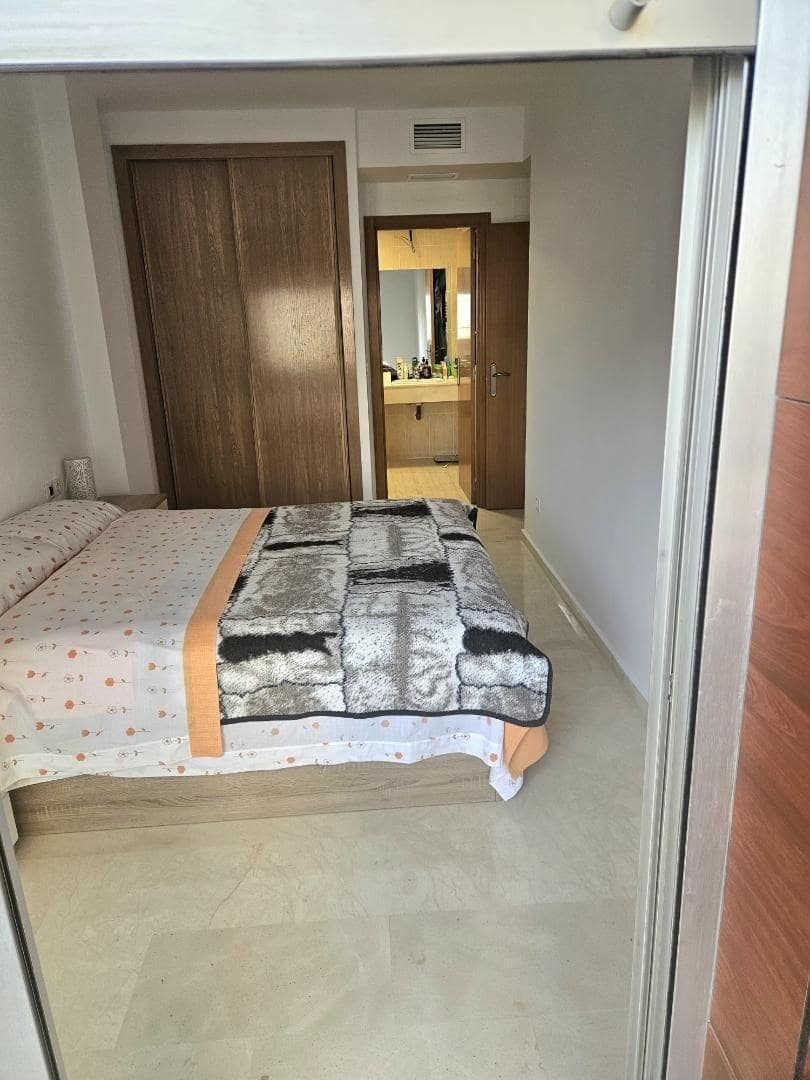 2 bedroom Flat for sale in La Villajoyosa / Vila Joiosa with pool - € 253,000 (Ref: 9839253)