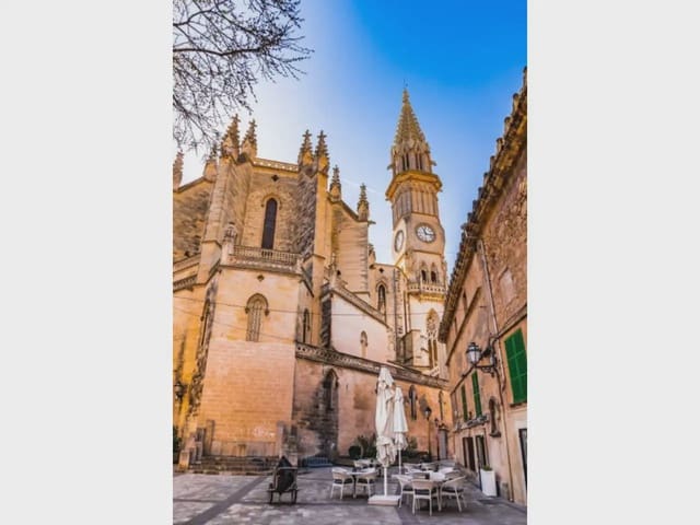 Garage à vendre à Manacor - 105 000 € (Ref: 10136432)