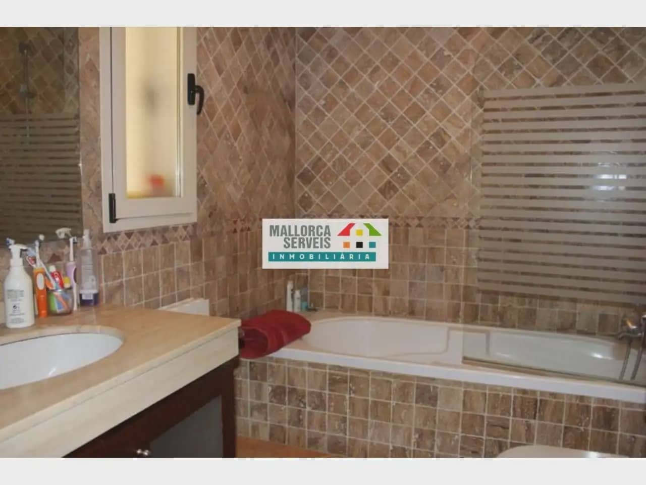 3 chambre Villa/Maison à vendre à Sant Llorenc des Cardassar avec garage - 599 000 € (Ref: 9963421)