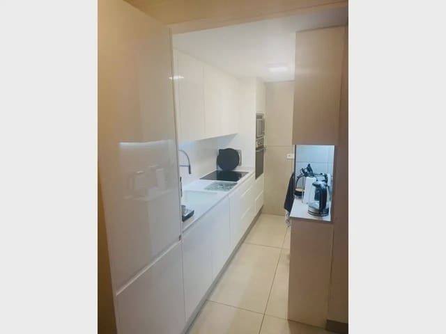 3 chambre Appartement à vendre à Sant Llorenç des Cardassar avec piscine garage - 590 000 € (Ref: 9964315)