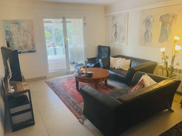 3 chambre Appartement à vendre à Sant Llorenç des Cardassar avec piscine garage - 590 000 € (Ref: 9964315)