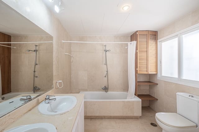 4 slaapkamer Huis te koop in La Quinta, Benahavís met garage - € 725.000 (Ref: 8932678)