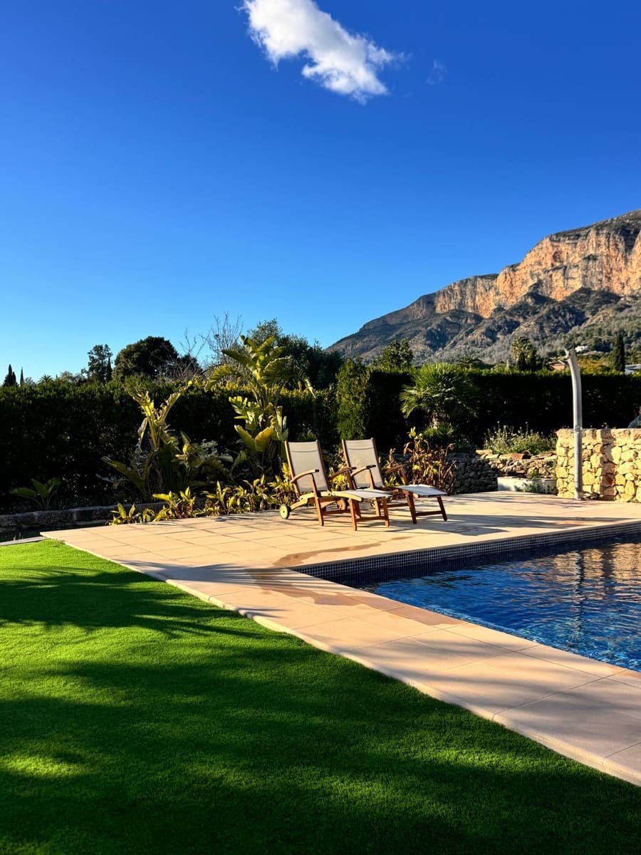 2 Zimmer Ferienhaus in Javea / Xabia mit Pool - 1.860 € (Ref: 9841691)