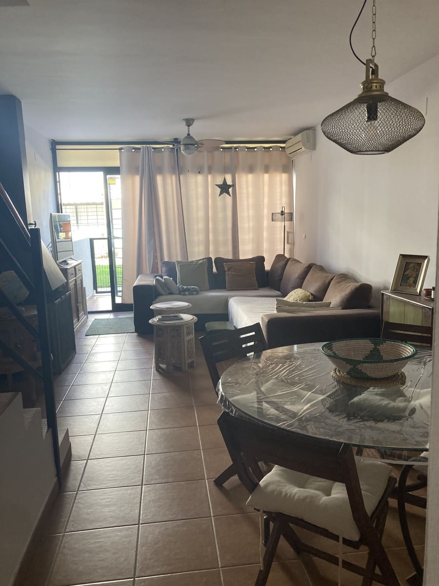 4 bedroom Terraced Villa for rent in Javea / Xabia with garage - € 2,200 (Ref: 9844355)