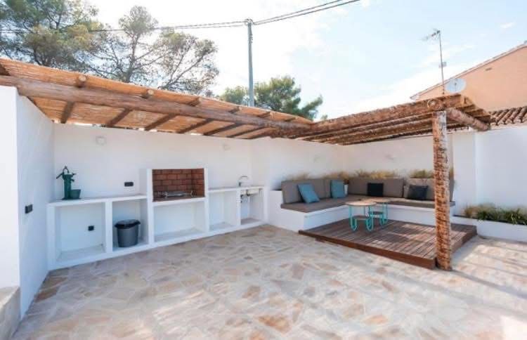 4 soverom Villa til salgs i Javea / Xabia med svømmebasseng - € 699 000 (Ref: 9848183)