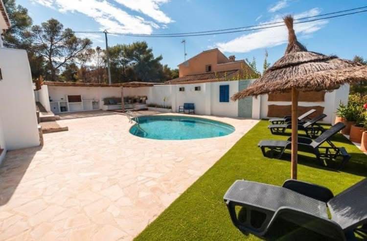 4 soverom Villa til salgs i Javea / Xabia med svømmebasseng - € 699 000 (Ref: 9848183)