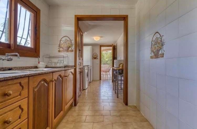 4 sypialnia Willa do wynajęcia w Javea / Xabia z basenem garażem - 1 800 € (Ref: 9848191)
