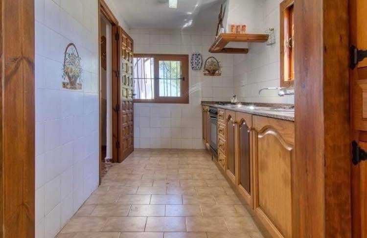 4 sypialnia Willa do wynajęcia w Javea / Xabia z basenem garażem - 1 800 € (Ref: 9848191)