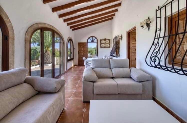 4 sypialnia Willa do wynajęcia w Javea / Xabia z basenem garażem - 1 800 € (Ref: 9848191)